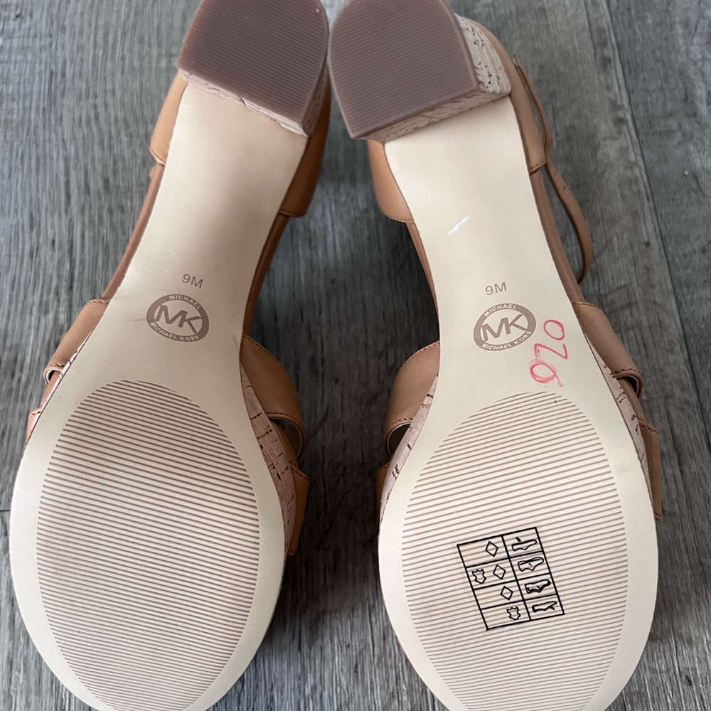 Michael Kors Women's Strappy High Heels Tan - Picture 5 of 12
